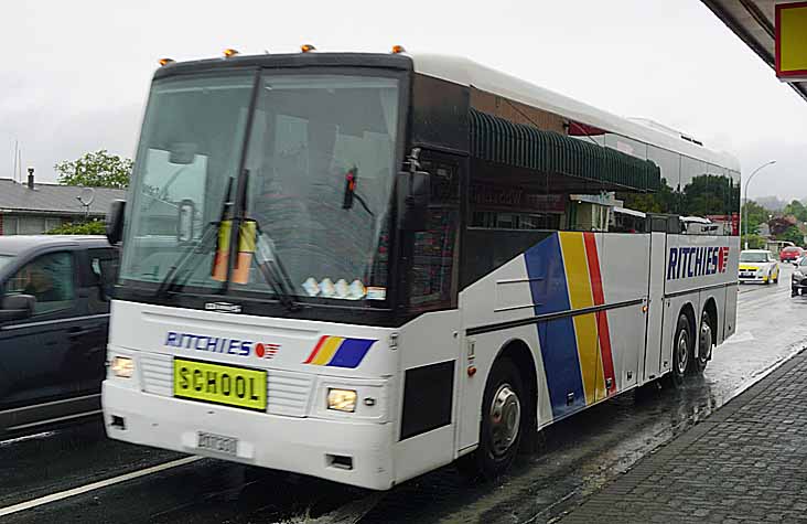 Ritchies Dennis Javelin BCI-Gemilang 213